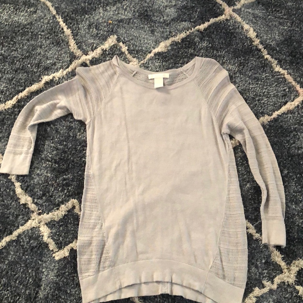 Light weight sweater